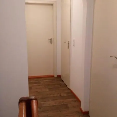 Gaestehaus „barbara” Mit Garage In 26919 Holiday home Brake (Wesermarsch)