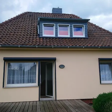 „barbara” Mit Garage In 26919