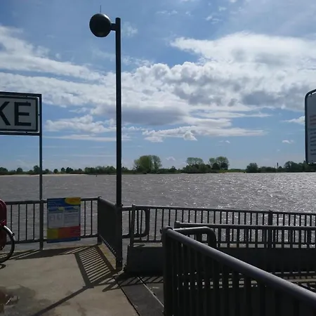 Gaestehaus „barbara” Mit Garage In 26919 Holiday home *