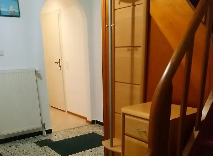 Gaestehaus „barbara” Mit Garage In 26919 Prázdninový dům