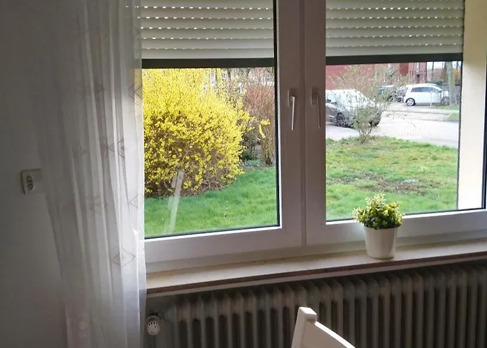 Gaestehaus „barbara” Mit Garage In 26919 Prázdninový dům Brake (Wesermarsch)